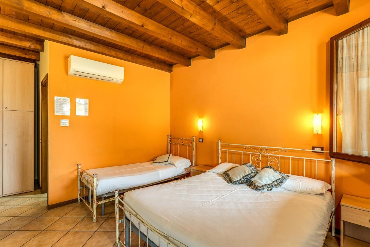 Agriturismo Pozzo Fiorito 카스티리오네델레스티비에레 외부 사진