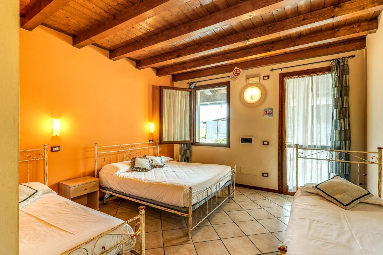 Agriturismo Pozzo Fiorito 카스티리오네델레스티비에레 외부 사진