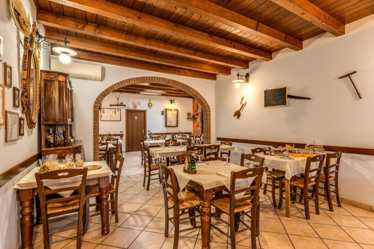 Agriturismo Pozzo Fiorito 카스티리오네델레스티비에레 외부 사진