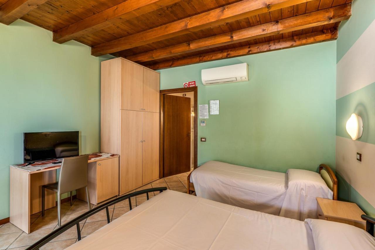 Agriturismo Pozzo Fiorito 카스티리오네델레스티비에레 외부 사진