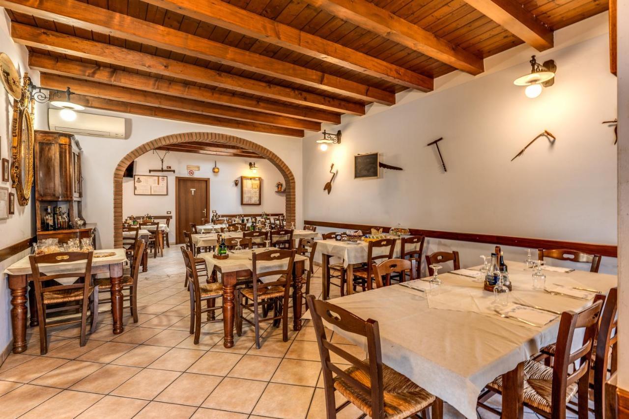 Agriturismo Pozzo Fiorito 카스티리오네델레스티비에레 외부 사진