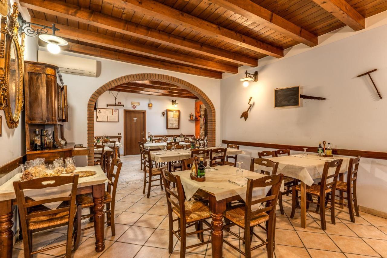 Agriturismo Pozzo Fiorito 카스티리오네델레스티비에레 외부 사진