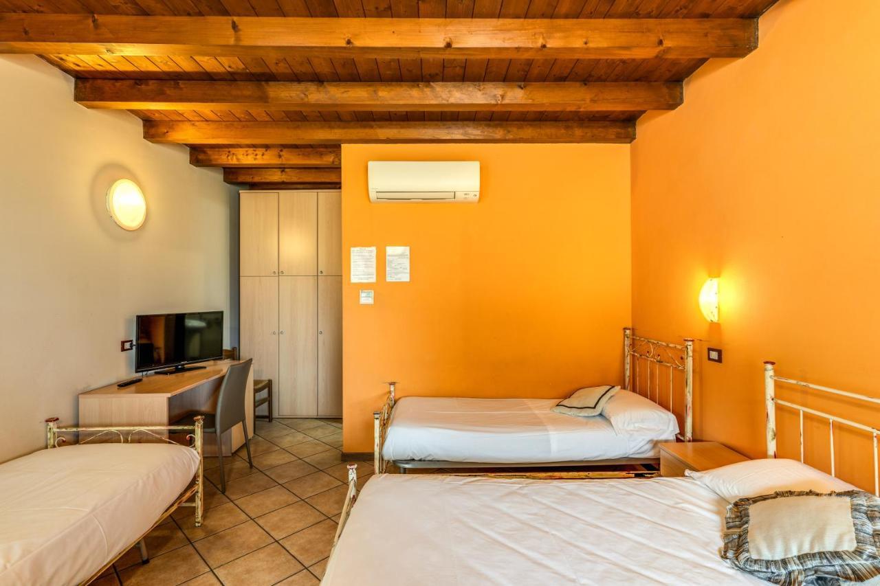 Agriturismo Pozzo Fiorito 카스티리오네델레스티비에레 외부 사진