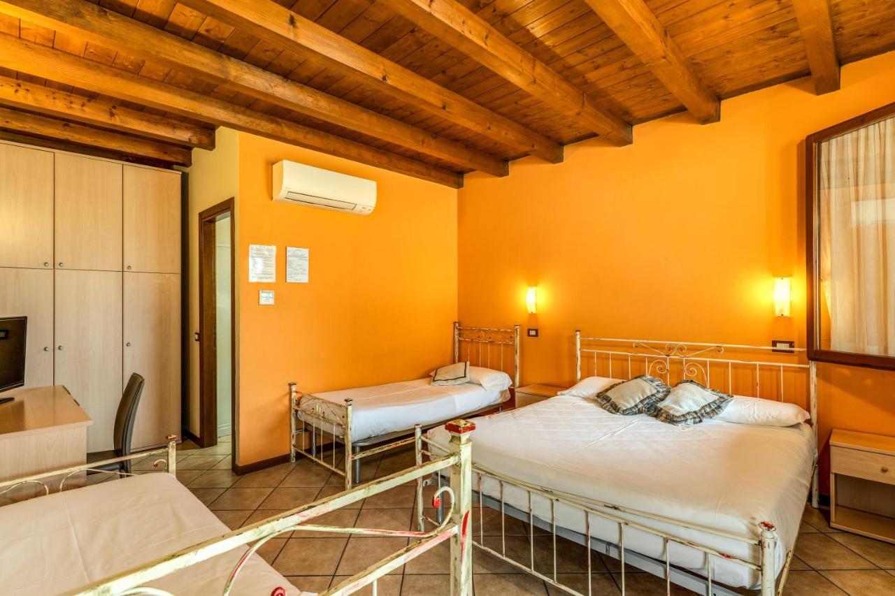 Agriturismo Pozzo Fiorito 카스티리오네델레스티비에레 외부 사진