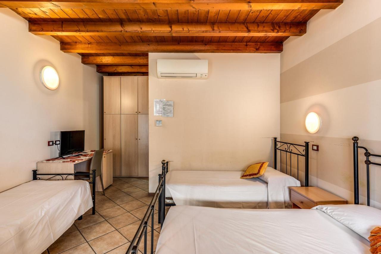 Agriturismo Pozzo Fiorito 카스티리오네델레스티비에레 외부 사진