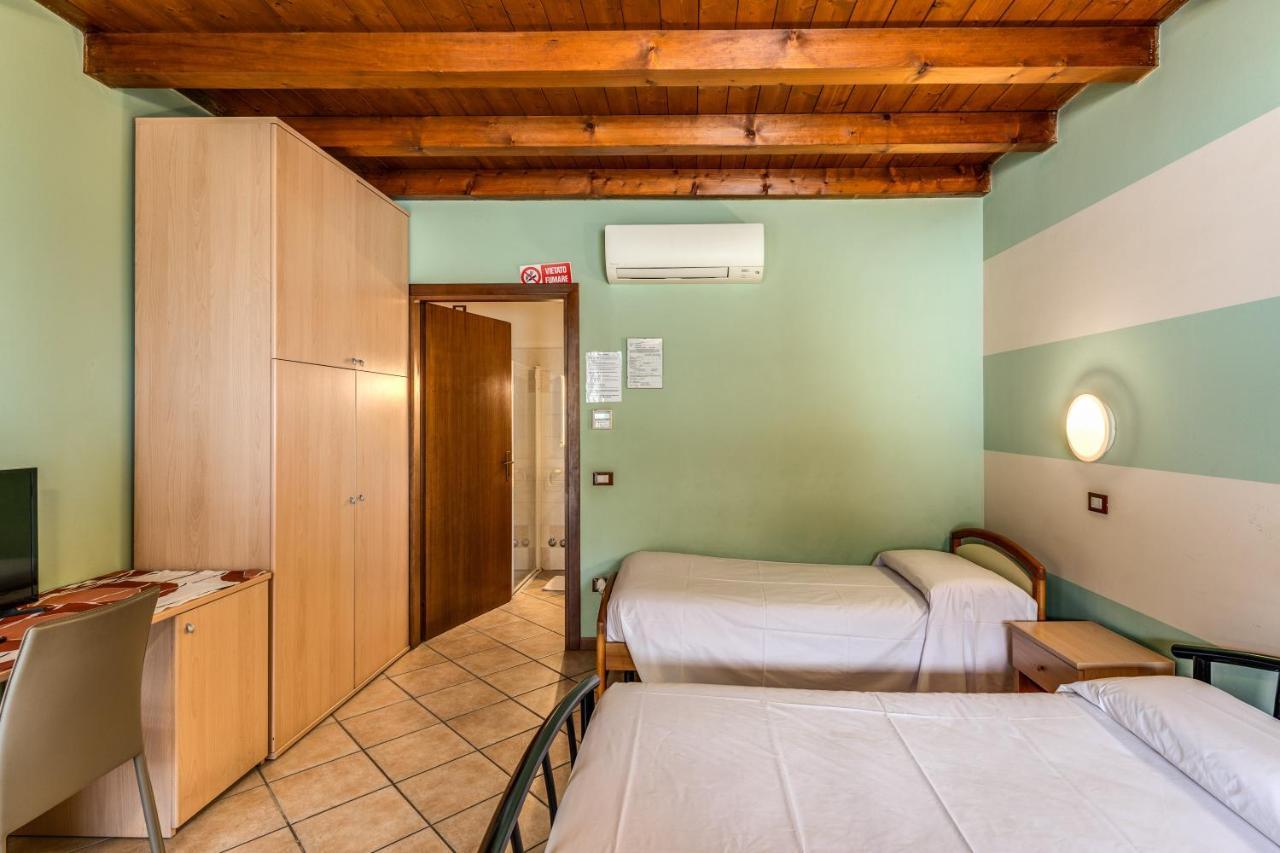 Agriturismo Pozzo Fiorito 카스티리오네델레스티비에레 외부 사진